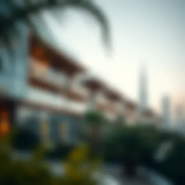 Strategies for Investors in Dubai's Market Visual representation of strategies for real estate investors in Dubai